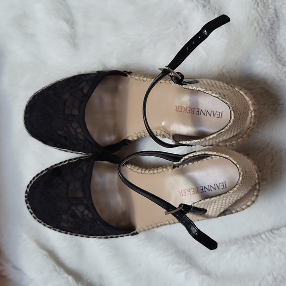 Jeanne Beker Black Lace Espadrille Wedges Size 8! NIB! - Picture 5 of 7